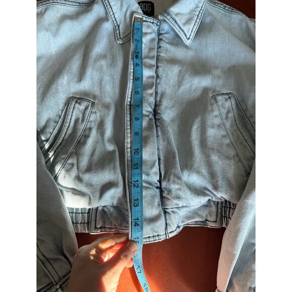BDG Urban Outfitters Vintage Inspired Crop Bomber Baggy Jean Jacket - Picture 11 of 13